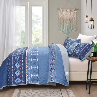 Nature Lover's Quilted bedspread and pillowcovers set: Inspired by the Outdoors - Queen size Payday Deals