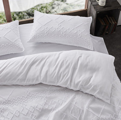 Tufted ultra soft microfiber quilt cover set-king white Payday Deals