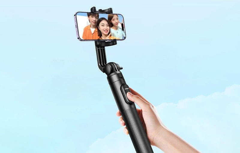 UGREEN 15062 Selfie Stick Tripod with Remote 1.5M Payday Deals