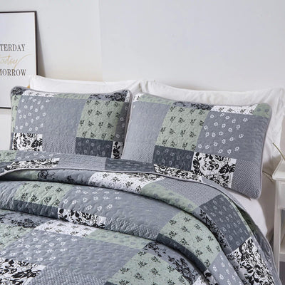 Vivacious Quilted bedspread and pillowcovers set: Full of Life and Energy - Queen size Payday Deals