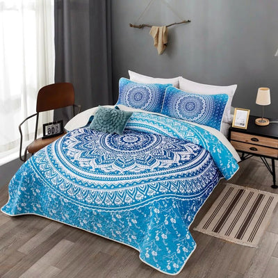 Xciting Quilted bedspread and pillowcovers set: Add Some Fun - Queen size Payday Deals