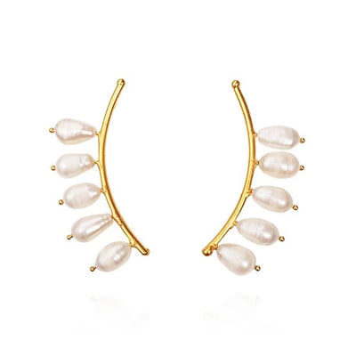 Culturesse Le Beauté 24K Pearl Curve Earrings