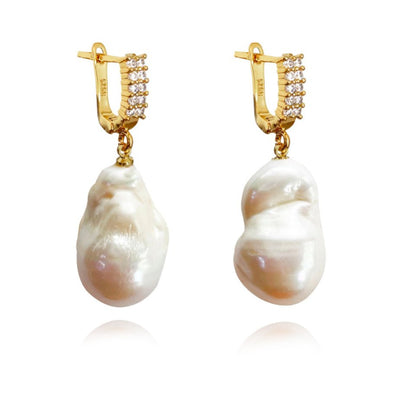 Culturesse Milana Diamante Baroque Pearl Earrings