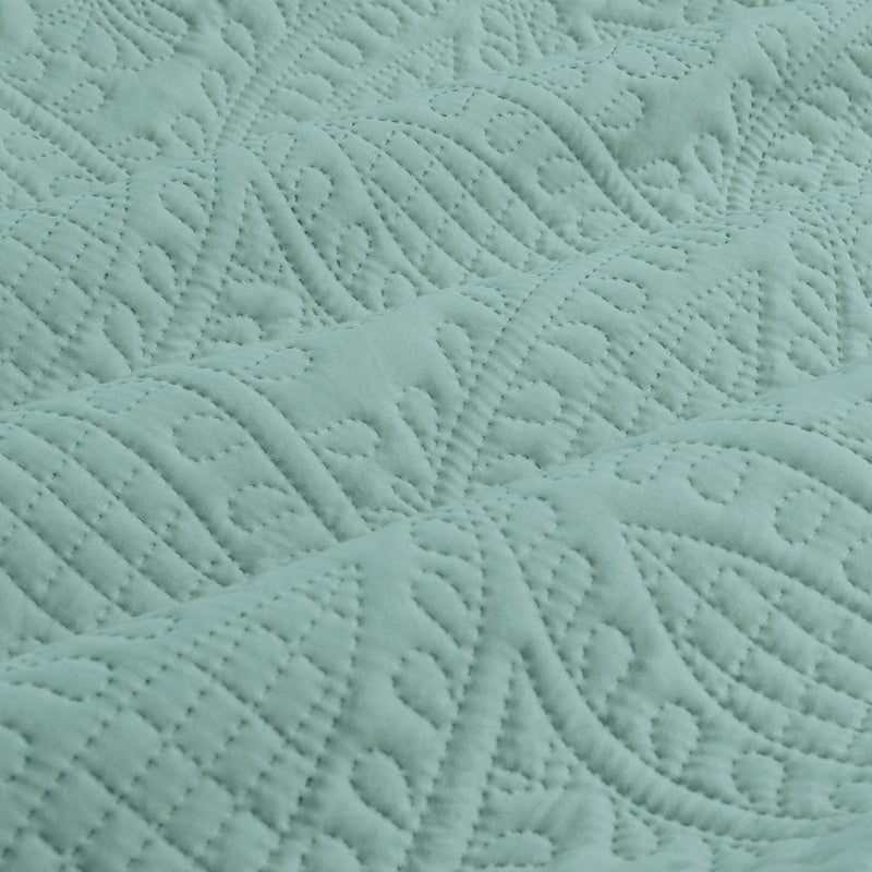 Ardor Eddison Bluestone Light Quilted Embossed Quilt Cover Set King Payday Deals