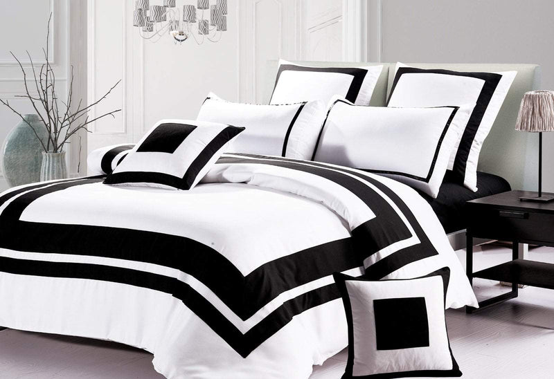 Luxton Super King Size Black and White Quilt Cover Set (3PCS)