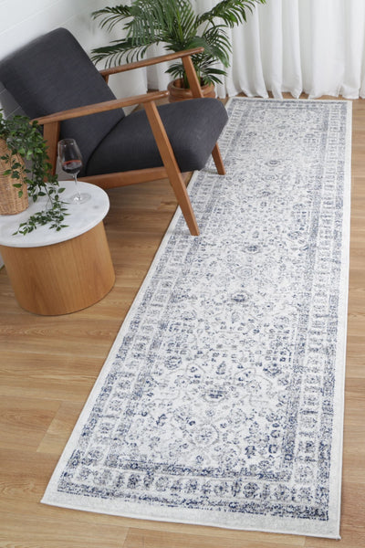 Ligures��Navy Cream Traditional Rug 160X230cm Payday Deals