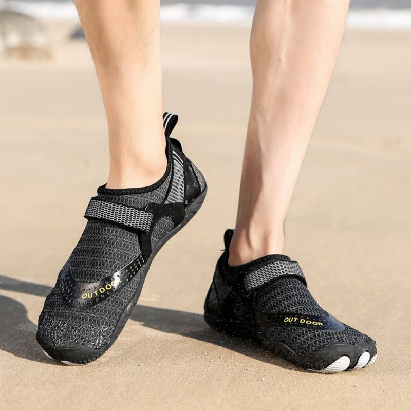 Men Women Water Shoes Barefoot Quick Dry Aqua Sports Shoes - Black Size EU46 = US11 Payday Deals