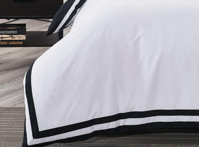 Queen Size Charcoal and White Square Pattern Quilt Cover Set (3PCS) Payday Deals