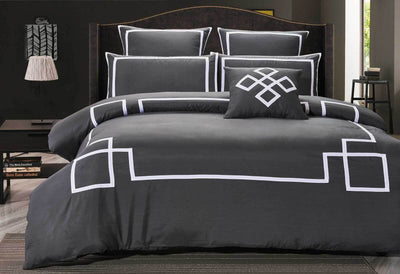 Size Charcoal and White Quilt Cover Set (3PCS)
