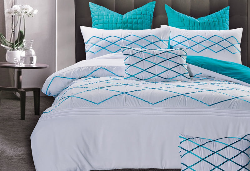 Luxton Super King Size White and Turquoise Blue Quilt Cover Set (3PCS)